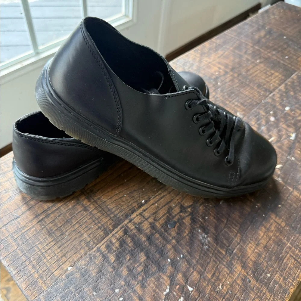 Dr. Martens Men's Black Smooth Dante  6-Eye Derby Shoes size 9
